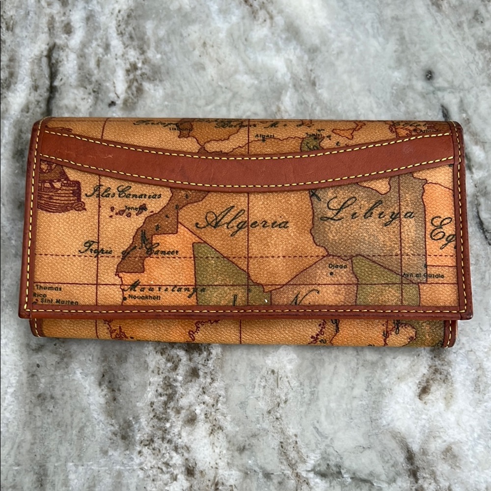Alviero Martini 1aClasse Geo Classic Wallet